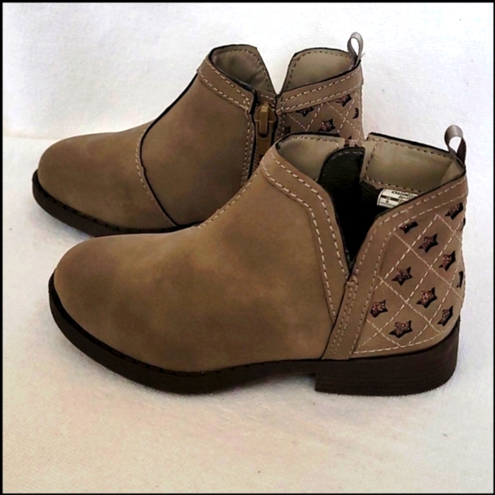 Oshkosh B'Gosh Toddler Girls Ivy Ankle Boot/Booties (Color-Taupe)